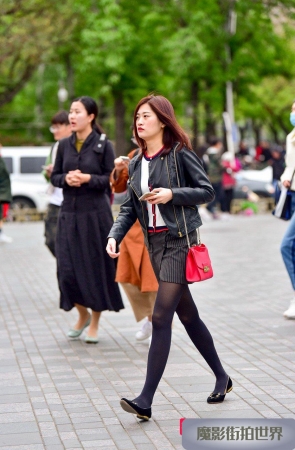 黑丝夹克短裙3A1791[66.3M]