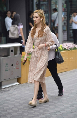 时尚高颜值美女姐妹