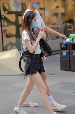 ‘奶茶’妹妹