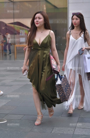 性感丰满的女人