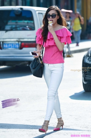 李欢原创--------白裤，美女（15P）