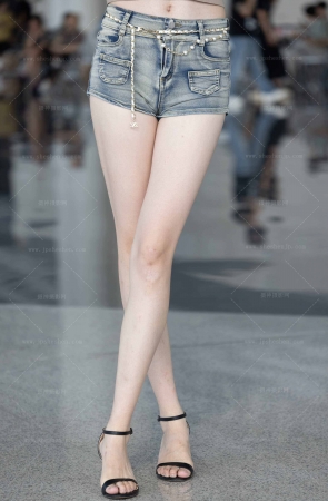 LB498-134P 选美冠军安幼清（我不叫芊芊）的修长美腿