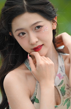 25831-8-175√旗袍风-美足-任绵绵