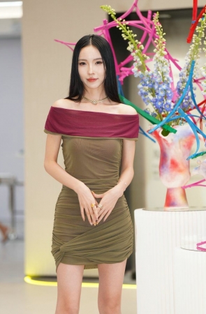 一字肩修身裙 [141P-3.91GB]