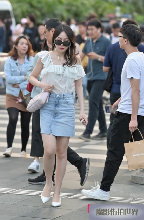 白色高跟裸足美女3A1289[389M]