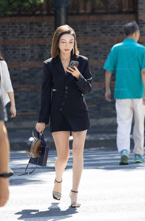 LB172-68P 上海时装周-黑色西装裙高跟美腿小少妇