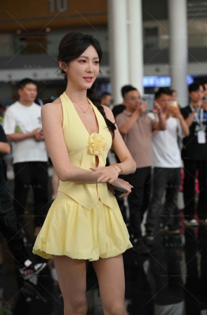 25成都车展网红---小雪花