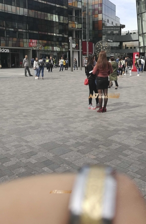 丰乳 皮裙紧臀  女郎