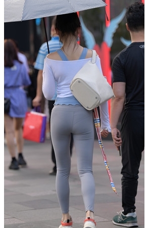 灰色紧身裤小姐姐(60P)[1.34G/JPG]