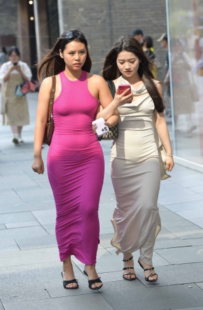 25518-2=55√魅力紧身包臀裙闺蜜 11P