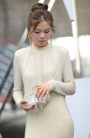 241021-33=59√韵味的轻熟女，你喜欢这类吗？ 13P