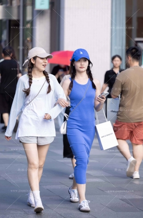 逛街姐妹 [17P]