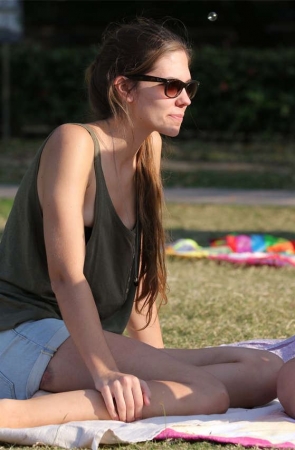 No1050 火辣金发洋妞亲自演示，什么才是长腿玉足的真正诱H 第2套