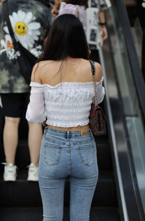 J65紧牛妹妹