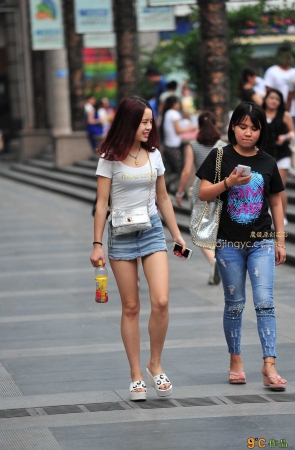 极品翘臀美女，18P