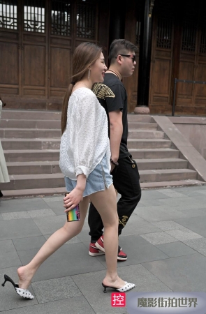 雪白的大长腿3A623[1.25G]