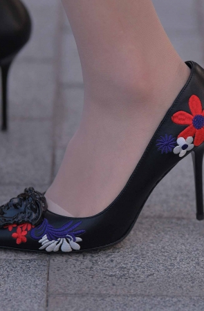 [摄神] A201027-2+66/韵味的肉丝高跟贵妇~ 5P