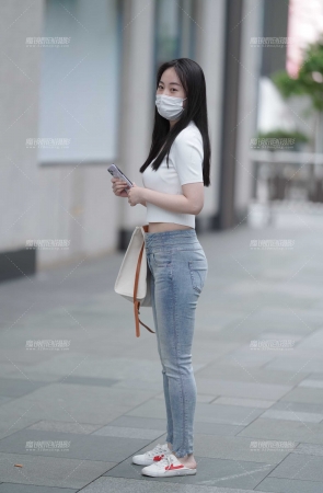 喜欢这种素素的女孩 看着很踏实