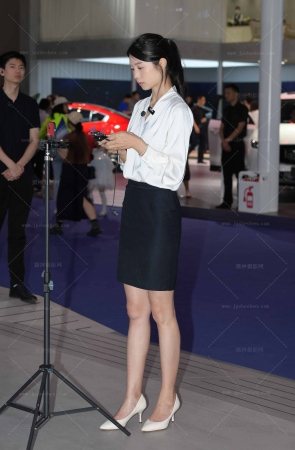 2469-35=95√清秀脱俗，美腿高跟主播～ 13P