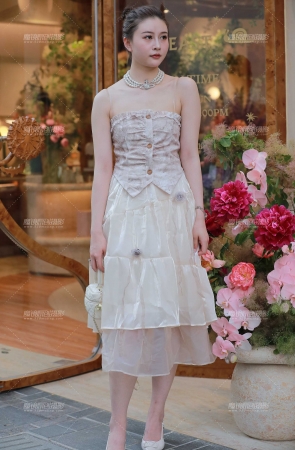 花棚漂亮小姐姐