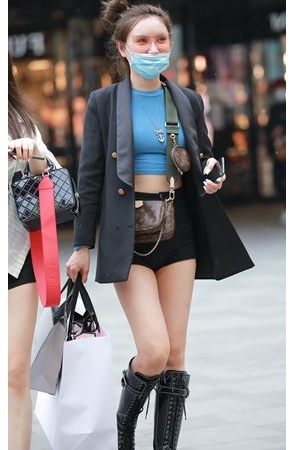 性感的热裤小姐姐(55P)