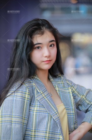 娜女孩的古典美