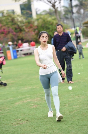 瑜伽裤美妇