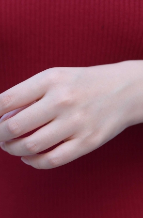 搭讪-深红色包臀裙韵味美女