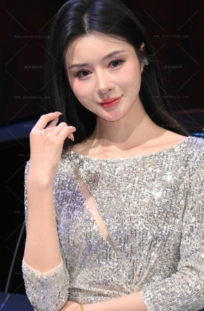 251122-68-61√大长腿美足美人-猫大人 7P