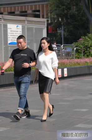 阳光下的肉丝高跟人七3A4113[653M]