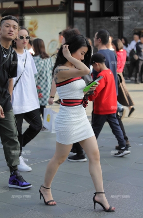 老板娘身材真好