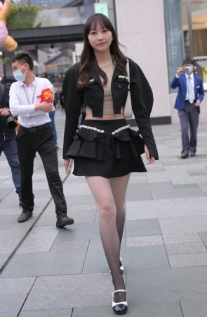 黑色沉静温婉 [184P-3.56GB]