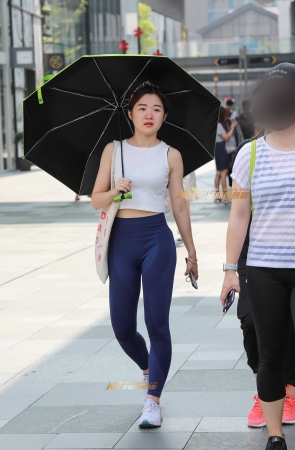 深蓝美臀