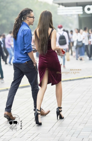 美臀似隐似现显性感（2016年11月8日12p）