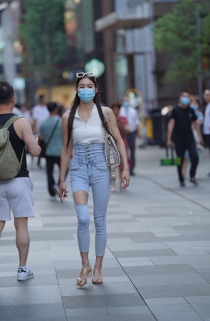 长腿紧牛