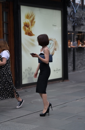 内涵美丝袜高跟美人