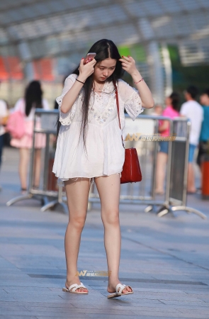 热裤，美腿，美女