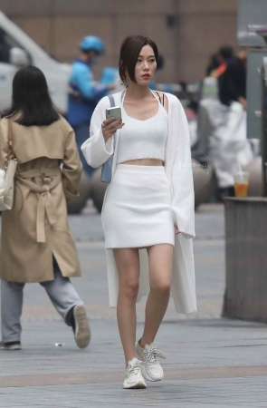 肉丝街拍短裙shaofu