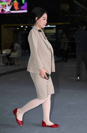 251126-48-38√商务车-肉丝轻熟销售