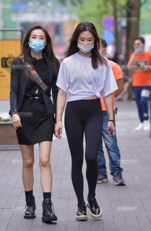 黑色瑜伽裤