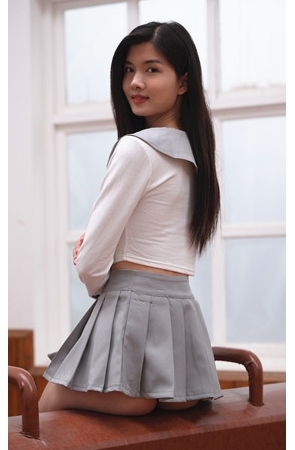 （套图二）灰色短裙女孩(586P)[10.65G/JPG]