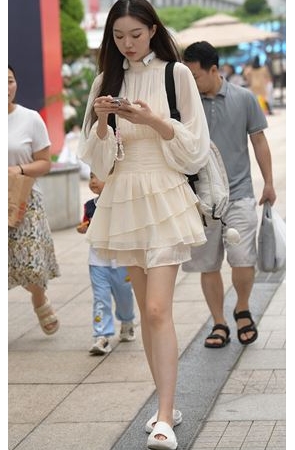 绝美的容颜(48P)