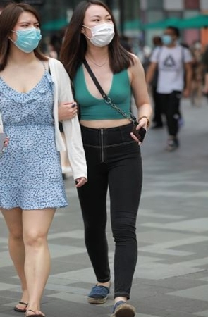 性感的黑牛紧身美女(108P)