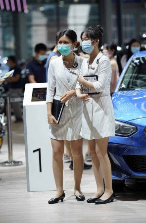 宝马销售丝26P