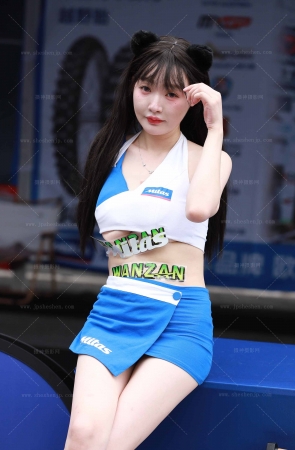 裹不住的面包VS春光【套图➕视频】 8P