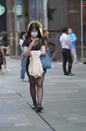 眼镜妹妹
