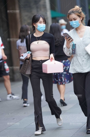 黑色西裤