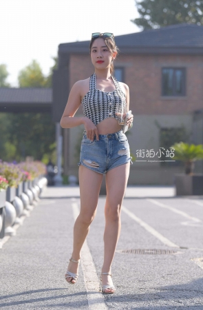 [一始专区] 牛仔热裤美女 【图片➕视频】