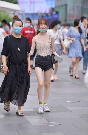 清秀女孩