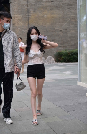 娇小女友
